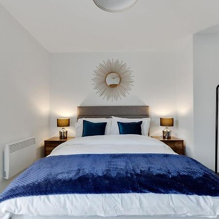 1 Bed Modern Apartment In A Converted Mill Leeds  Bagian luar foto